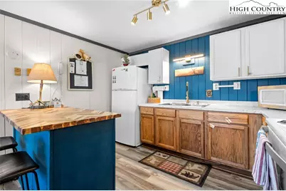 220 Charter Hills Road #C-2, Beech Mountain, NC 28604 - Photo 9