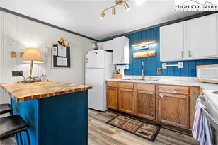 220 Charter Hills Rd, Beech Mountain, NC 28604 - Photo 9