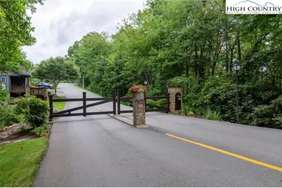 660 Ridge Haven Parkway #660, Banner Elk, NC 28604 - Photo 37