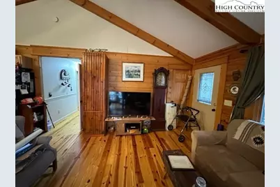 133 Summerset Drive, Independence, VA 24348 - Photo 17