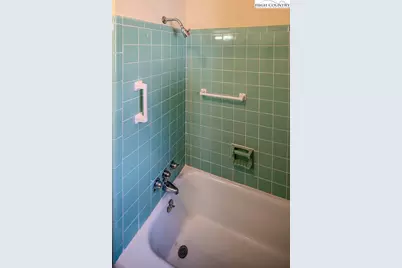 651 Chestnut Drive, Blowing Rock, NC 28605 - Photo 19