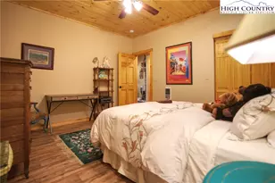 167 Rhododendron Dr, Beech Mountain, NC 28604 - Photo 33