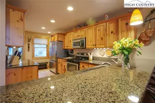 167 Rhododendron Dr, Beech Mountain, NC 28604 - Photo 3