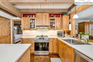 210 Savannah Dr, West Jefferson, NC 28694 - Photo 21