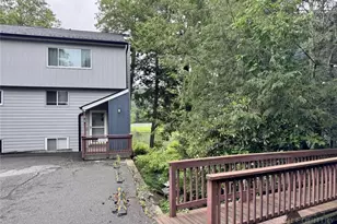1040 Sugar Mountain Dr, Sugar Mountain, NC 28604 - Photo 1