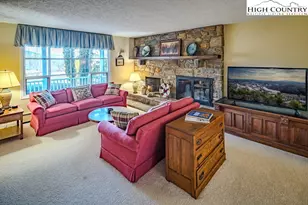 1352 Ravens Ridge Cir, Boone, NC 28607 - Photo 3