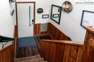 1040 Sugar Mountain Dr, Sugar Mountain, NC 28604 - Photo 17