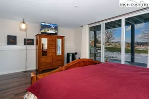 1040 Sugar Mountain Dr, Sugar Mountain, NC 28604 - Photo 25