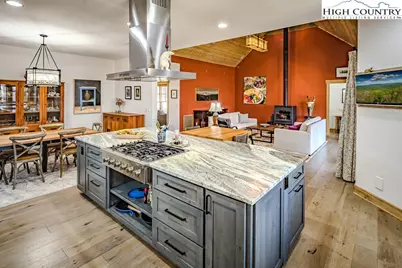 137 Mountain Breeze Knoll, Blowing Rock, NC 28605 - Photo 9