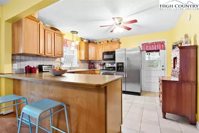 193 Grovers Knob, Blowing Rock, NC 28605 - Photo 15