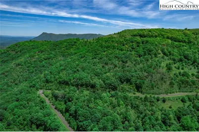 C612 Sugartree Nvno, Zionville, NC 28698 - Photo 3