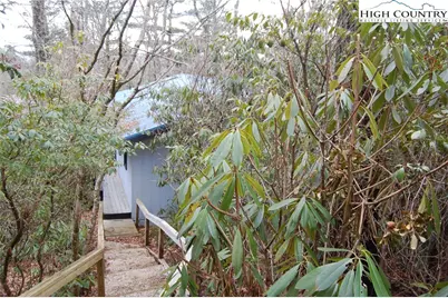 202 Knoll Circle, Newland, NC 28657 - Photo 17