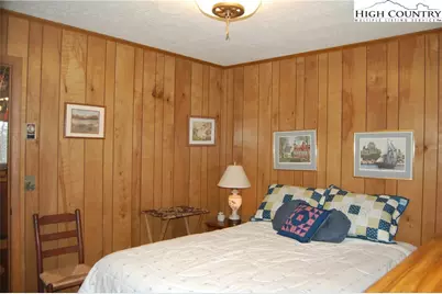 202 Knoll Circle, Newland, NC 28657 - Photo 11