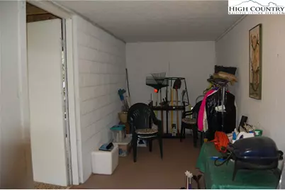 202 Knoll Circle, Newland, NC 28657 - Photo 15