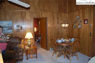 202 Knoll Cir, Newland, NC 28657 - Photo 7