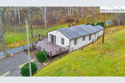 7 Legra Road, Grassy Creek, NC 28631 - Photo 5