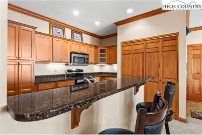 228 Pleasant View #8-D, Sugar Mountain, NC 28604 - Photo 11