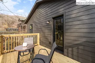 515 Greer Ln, Vilas, NC 28692 - Photo 9