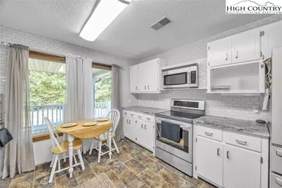 3086 Taylorsville Road, Lenoir, NC 28645 - Photo 17