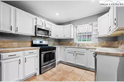 167 Wagon Wheel Lane, Deep Gap, NC 28618 - Photo 25