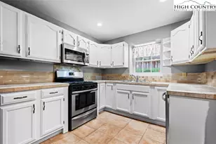 167 Wagon Wheel Ln, Deep Gap, NC 28618 - Photo 25