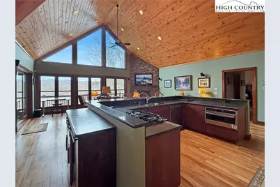 637 Ontario Ridge, Boone, NC 28607 - Photo 5