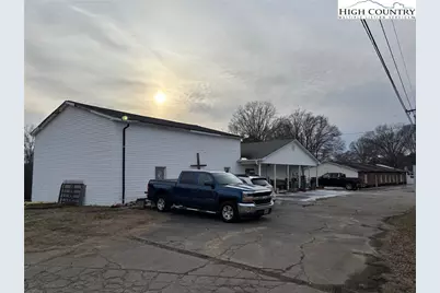 709 Cleveland Avenue, Kings Mountain, NC 28073 - Photo 1