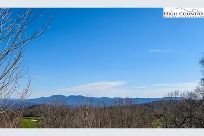 220 Northridge Road #25, Beech Mountain, NC 28604 - Photo 1