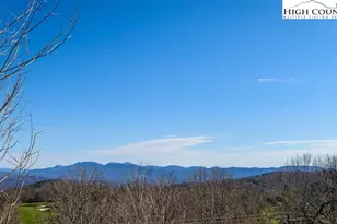 220 Northridge Rd, Beech Mountain, NC 28604 - Photo 1