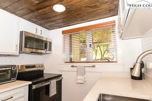 220 Northridge Rd, Beech Mountain, NC 28604 - Photo 9