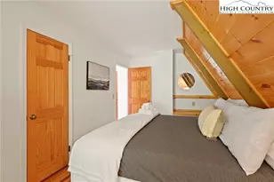 895 S J E Gentry Rd, Laurel Springs, NC 28644 - Photo 13