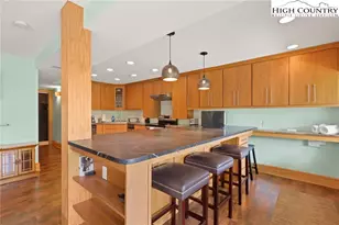 895 S J E Gentry Rd, Laurel Springs, NC 28644 - Photo 23