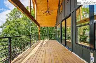 1017 Charter Hills Rd, Beech Mountain, NC 28604 - Photo 7