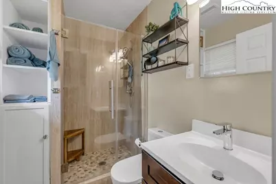 11974 N Hwy 421, Zionville, NC 26989 - Photo 29