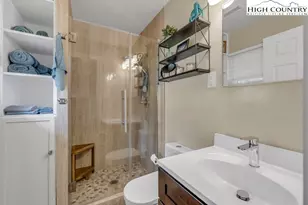 11974 N Hwy 421, Zionville, NC 26989 - Photo 29