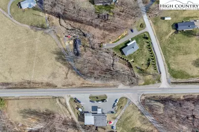 11974 N Hwy 421, Zionville, NC 26989 - Photo 35