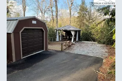 157 Hemlock Loop, Newland, NC 28657 - Photo 1