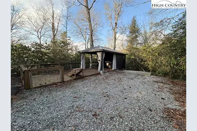 157 Hemlock Loop, Newland, NC 28657 - Photo 17