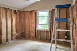 58 River Rd, Newland, NC 28657 - Photo 11