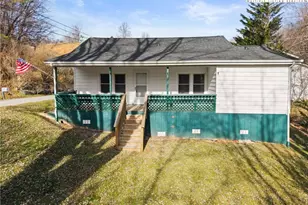 336 Willowdale Church Rd, Vilas, NC 28692 - Photo 5