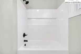 186 King St, West Jefferson, NC 28694 - Photo 27