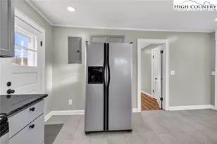 186 King St, West Jefferson, NC 28694 - Photo 15