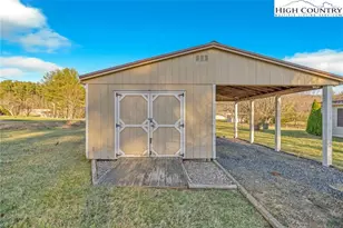 186 King St, West Jefferson, NC 28694 - Photo 33