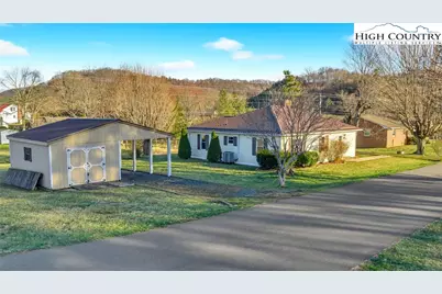186 King Street, West Jefferson, NC 28694 - Photo 1