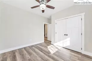 264 W Evergreen St, West Jefferson, NC 28694 - Photo 25