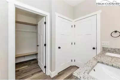 264 W Evergreen Street, West Jefferson, NC 28694 - Photo 25