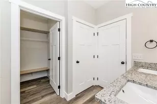 264 W Evergreen St, West Jefferson, NC 28694 - Photo 25