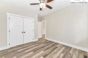 264 W Evergreen St, West Jefferson, NC 28694 - Photo 35