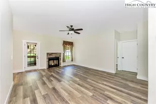264 W Evergreen St, West Jefferson, NC 28694 - Photo 15