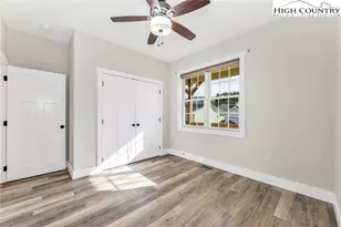 264 W Evergreen St, West Jefferson, NC 28694 - Photo 31